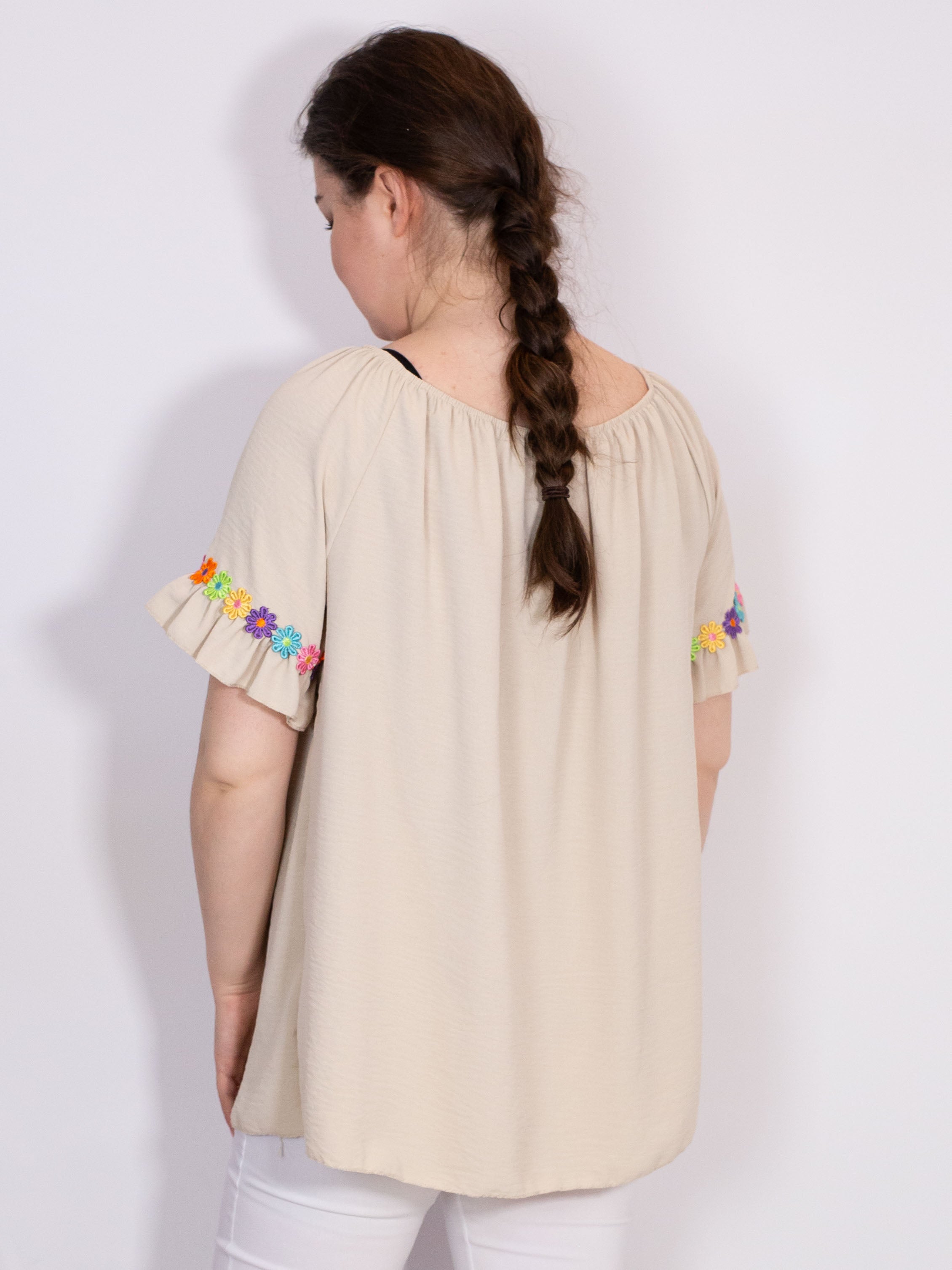 Bluse med multi blomster - Brystmål 130cm