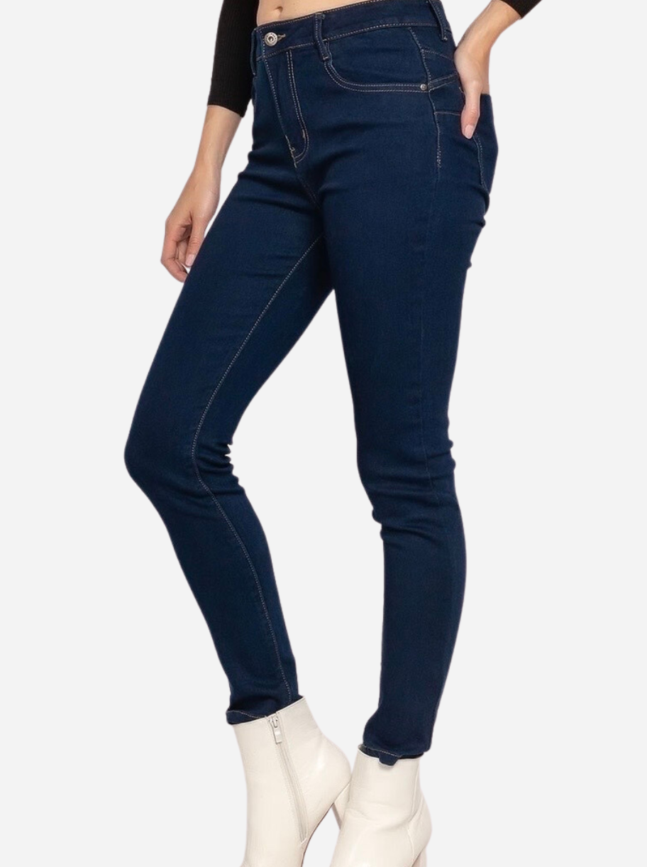 Jeans darkwash med push up