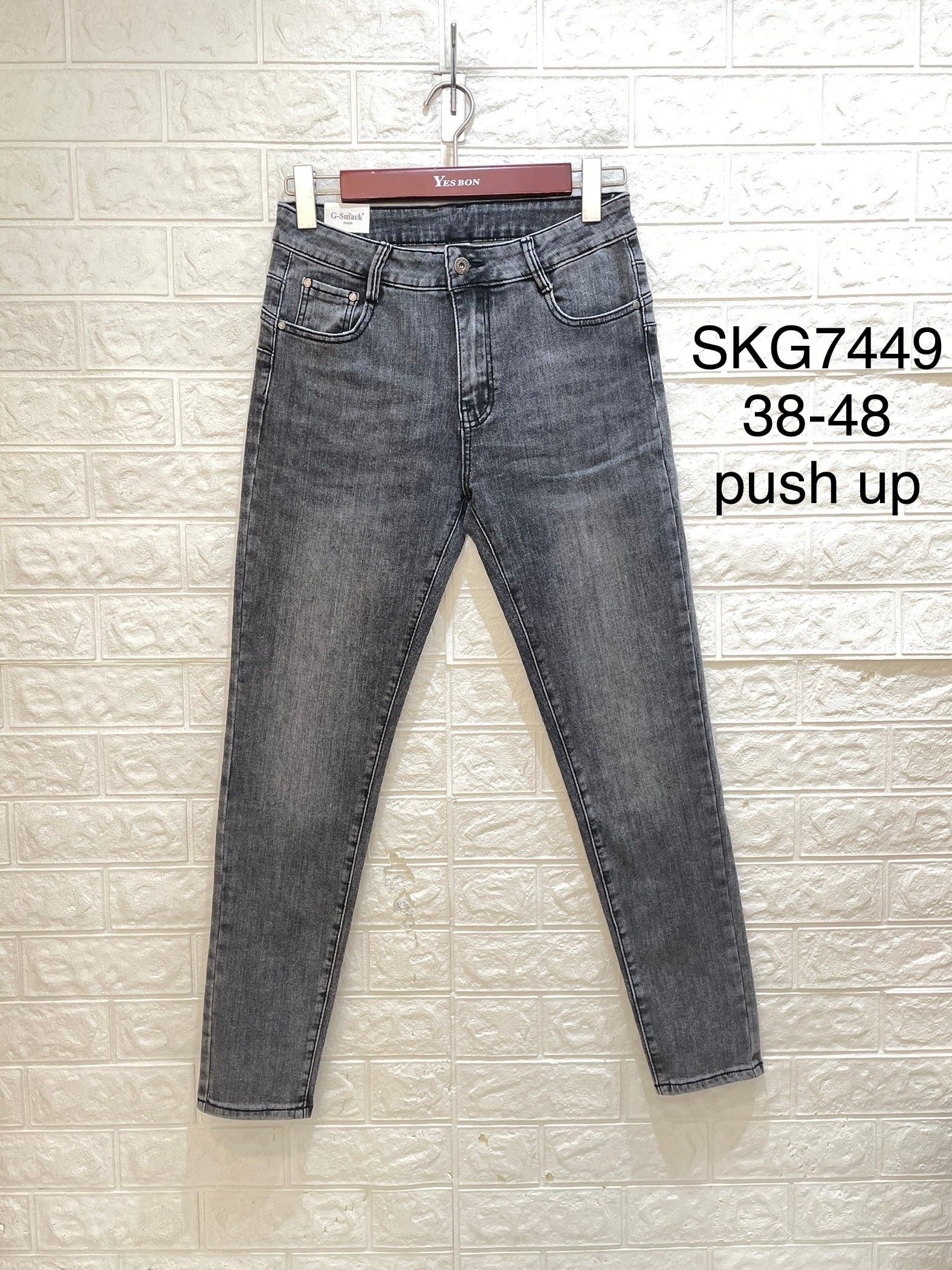 Grå jeans med push up