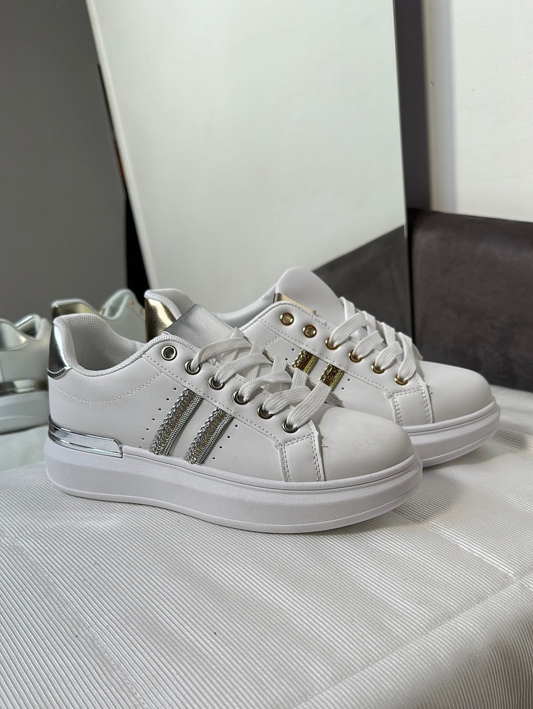 Sneakers med stribe bling - - Live 2