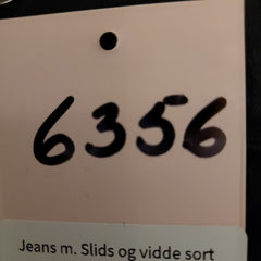 Jeans m. Slids og vidde sort